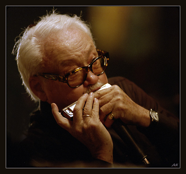 Toots Thielemans. Sent Louis Blues...