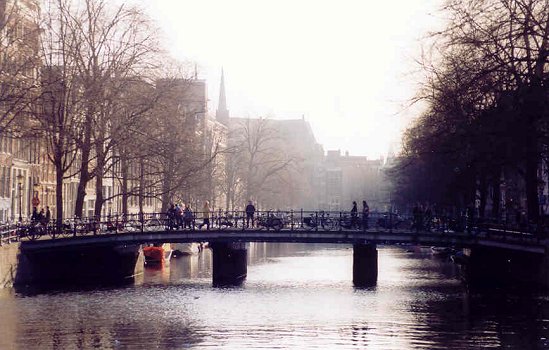 Amsterdam: Bridge