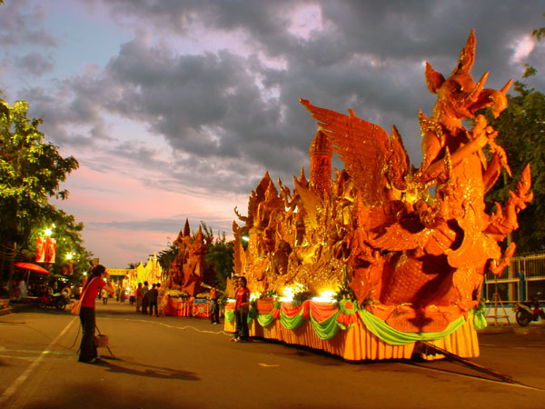 Enjoy the candle festival 2003