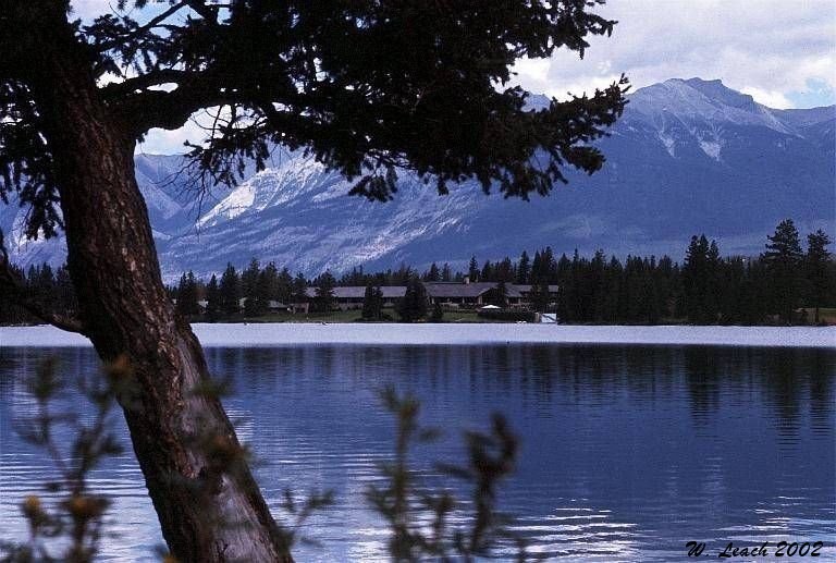 Lake Louise Lodge