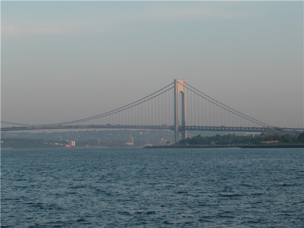 Verrazano Bridge, zoom in